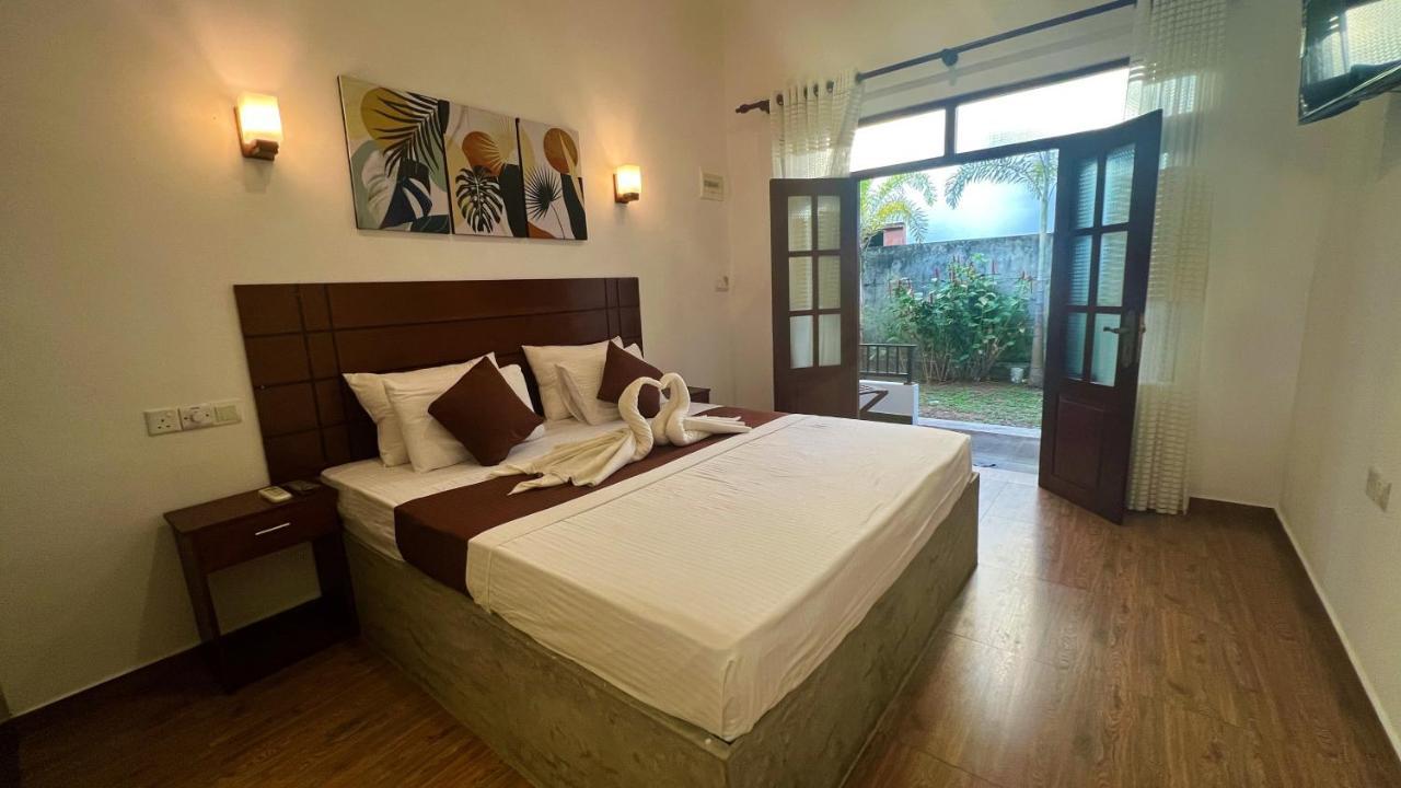Sea Pink Residence Bentota Dış mekan fotoğraf