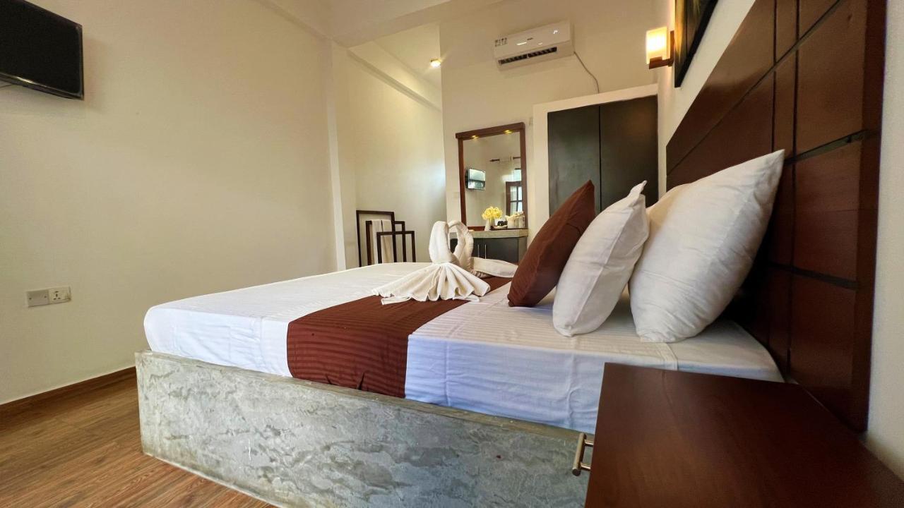 Sea Pink Residence Bentota Dış mekan fotoğraf